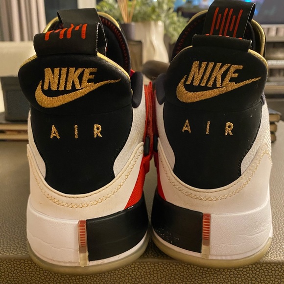 Jordan sneakers - Picture 4 of 15